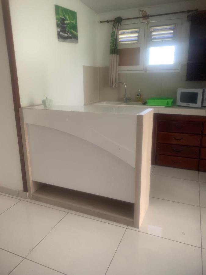 Caraibes Loc Appartamento Ducos Esterno foto