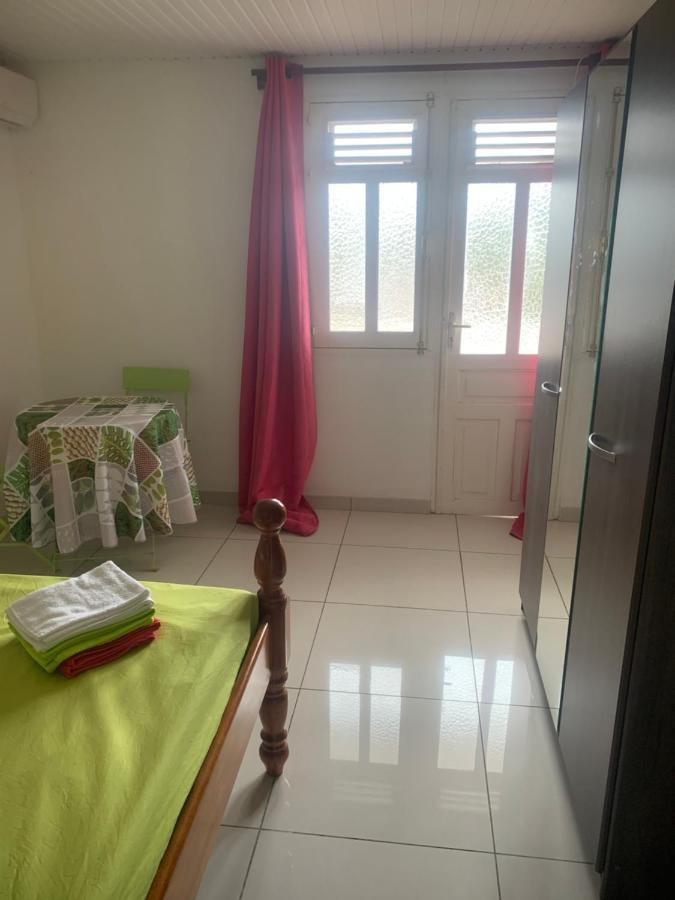 Caraibes Loc Appartamento Ducos Esterno foto